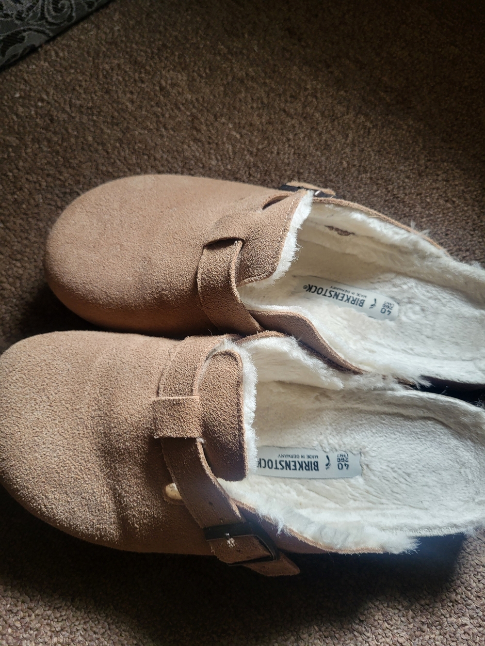 Birkenstock Suede Tan~Shearling Lined~Mule Clogs~Size 40. - Picture 3 of 13